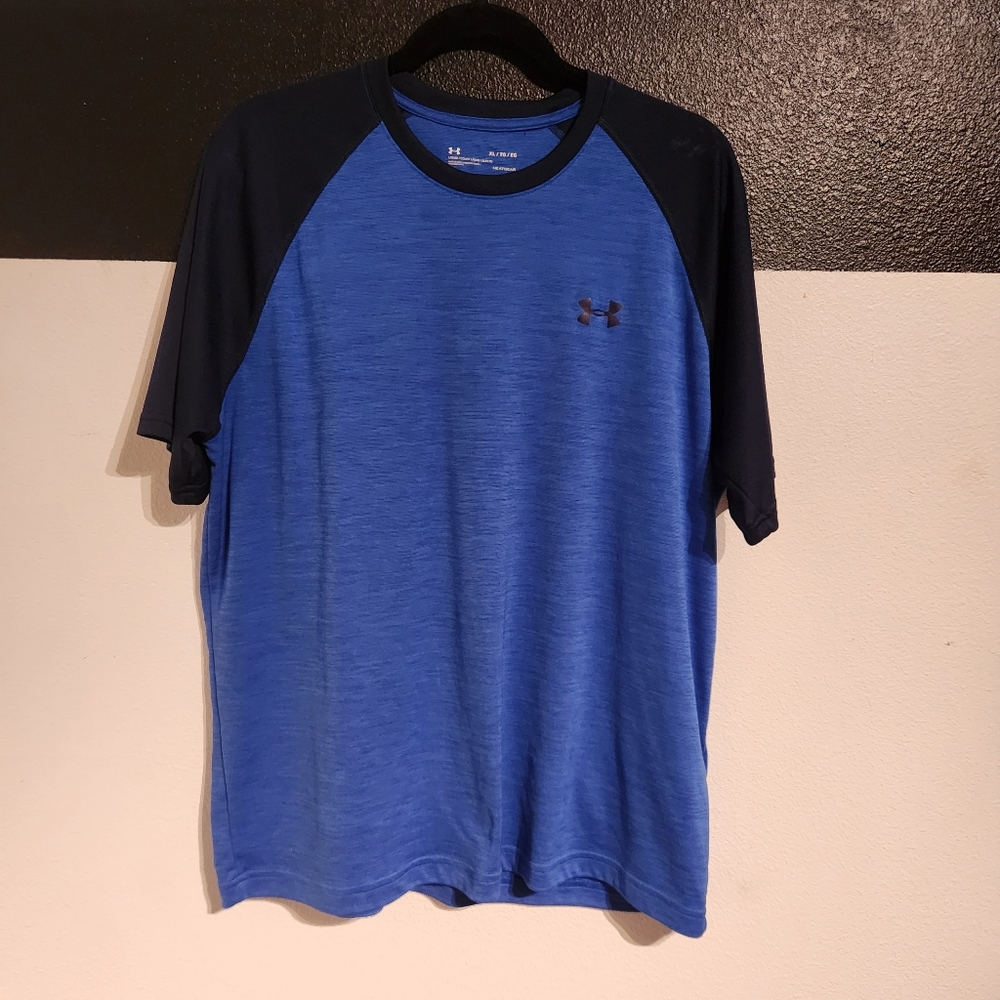 Under Armour Men's Active Shirt Blue and Black Short Sleeve Tee